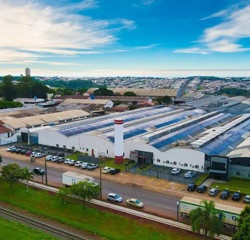 Vista aérea do parque industrial da Renzex em Arapongas, Paraná